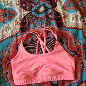 Lululemon sports bra size 6